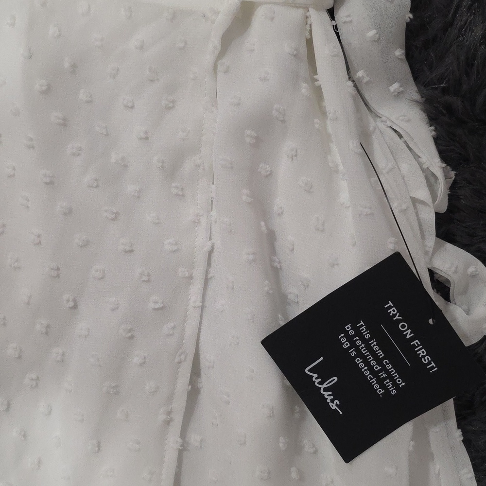 Lulu's - White Swiss Dot Flutter Sleeve Wrap Mini Dress. Size XL. NWT! - Picture 7 of 8